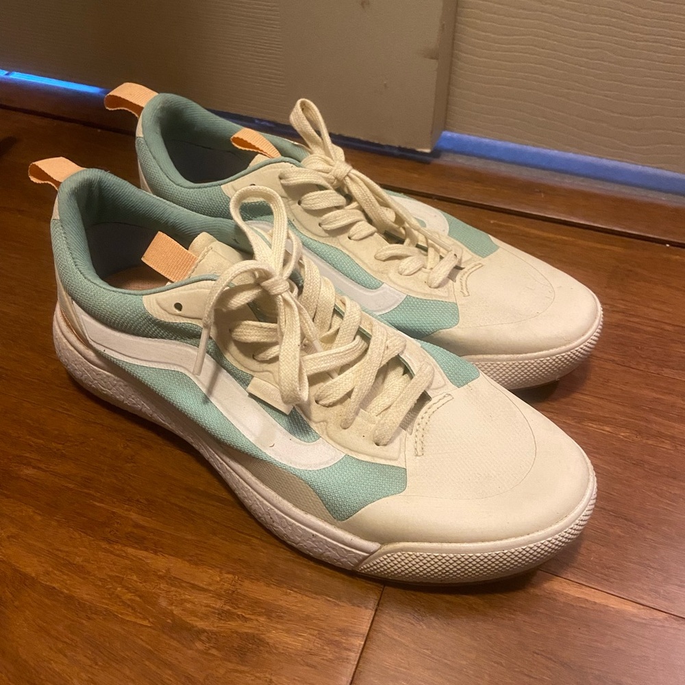 Vans Sneakers